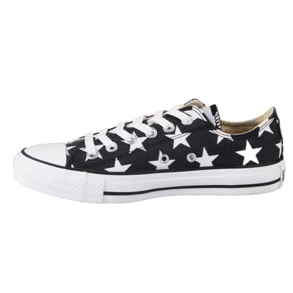 Converse Chuck Taylor Black with White Stars All Star Sneakers:  7-½ M, 9-½ W - Picture 11 of 11